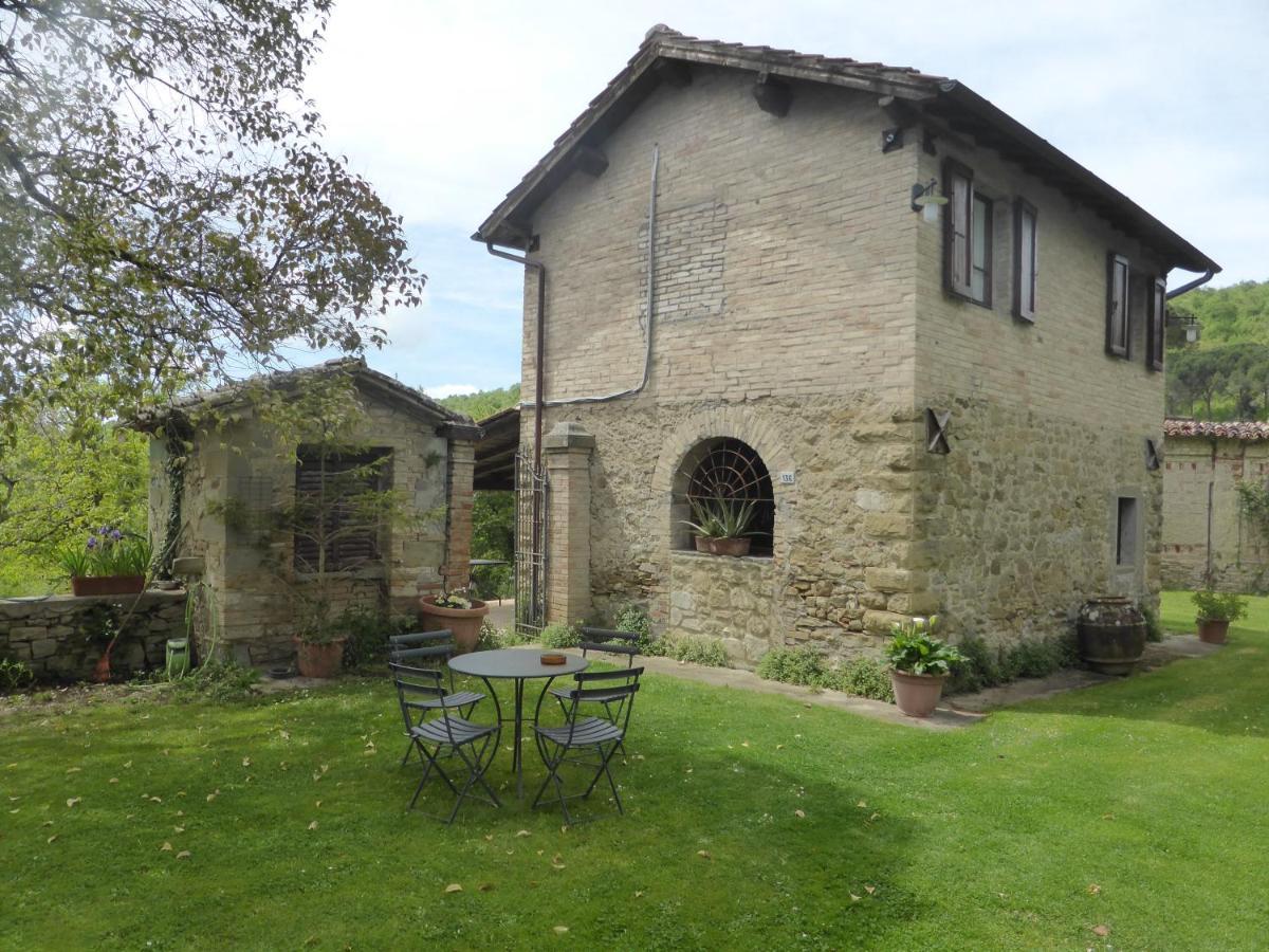Country House La Casa Paterna Monte Santa Maria Tiberina Exterior photo
